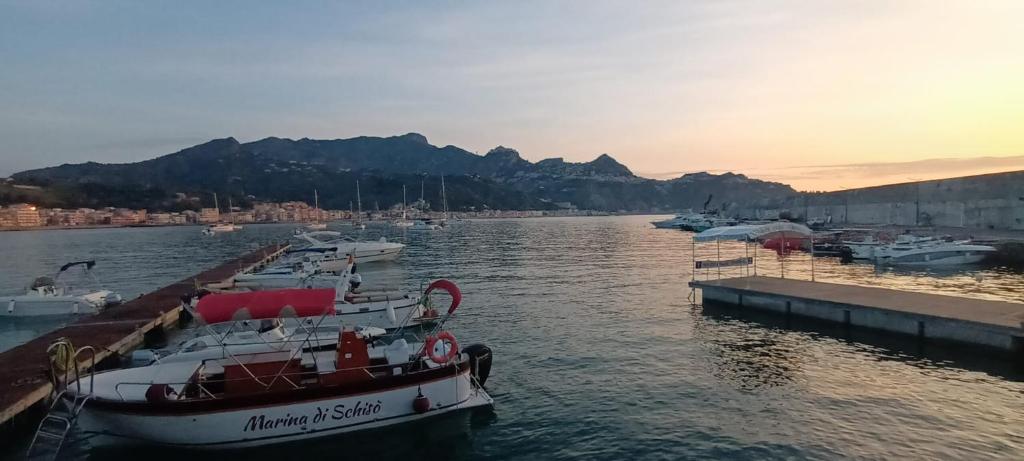 Sabrina'S House Διαμέρισμα Giardini Naxos Εξωτερικό φωτογραφία